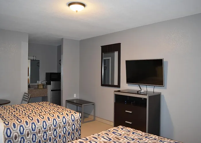 Woodfield Inn And Suites